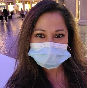 Meet your Posher, Gem